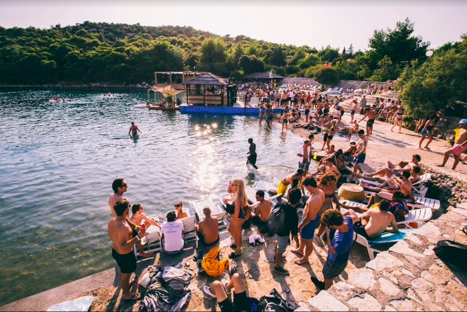 Screen Shot 2016-09-16 at 01.02.26